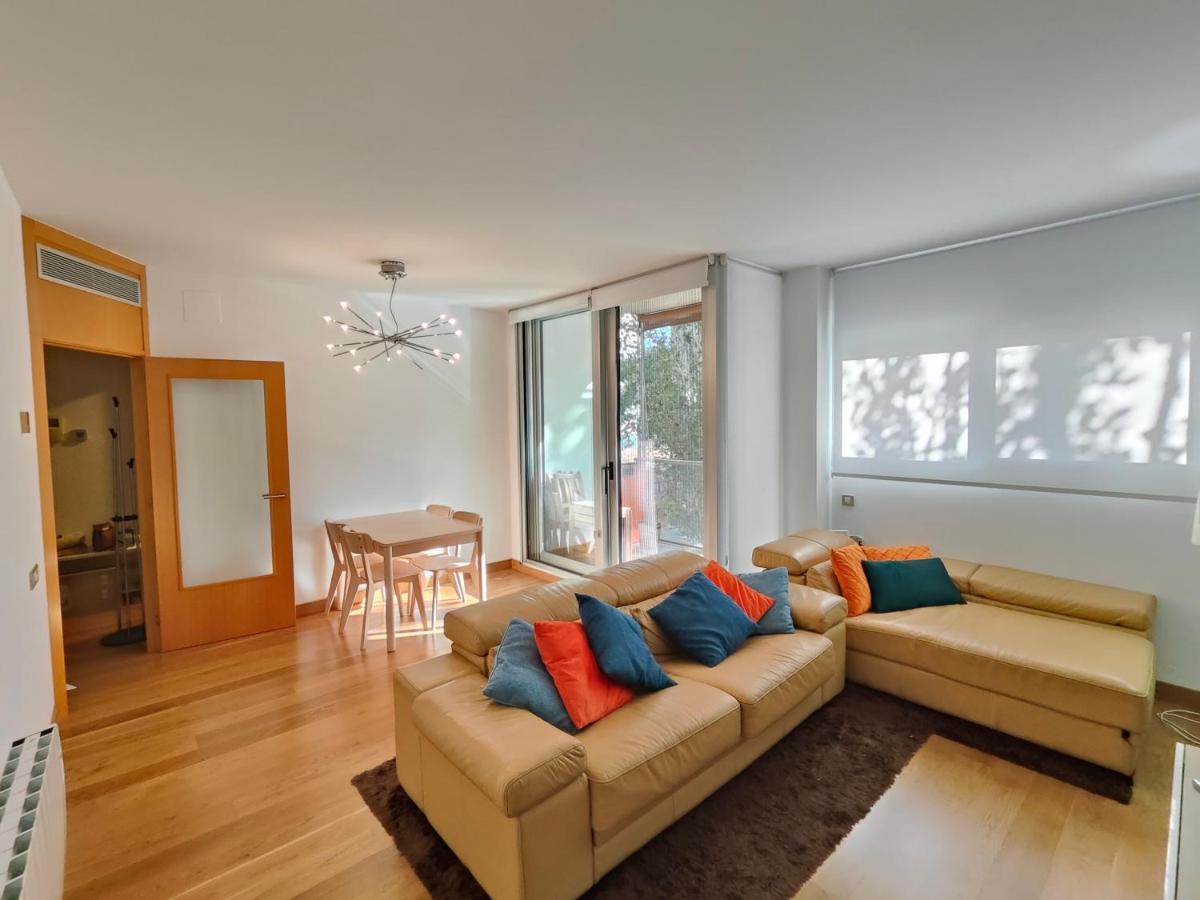 Family Apartment Forum 바르셀로나 외부 사진