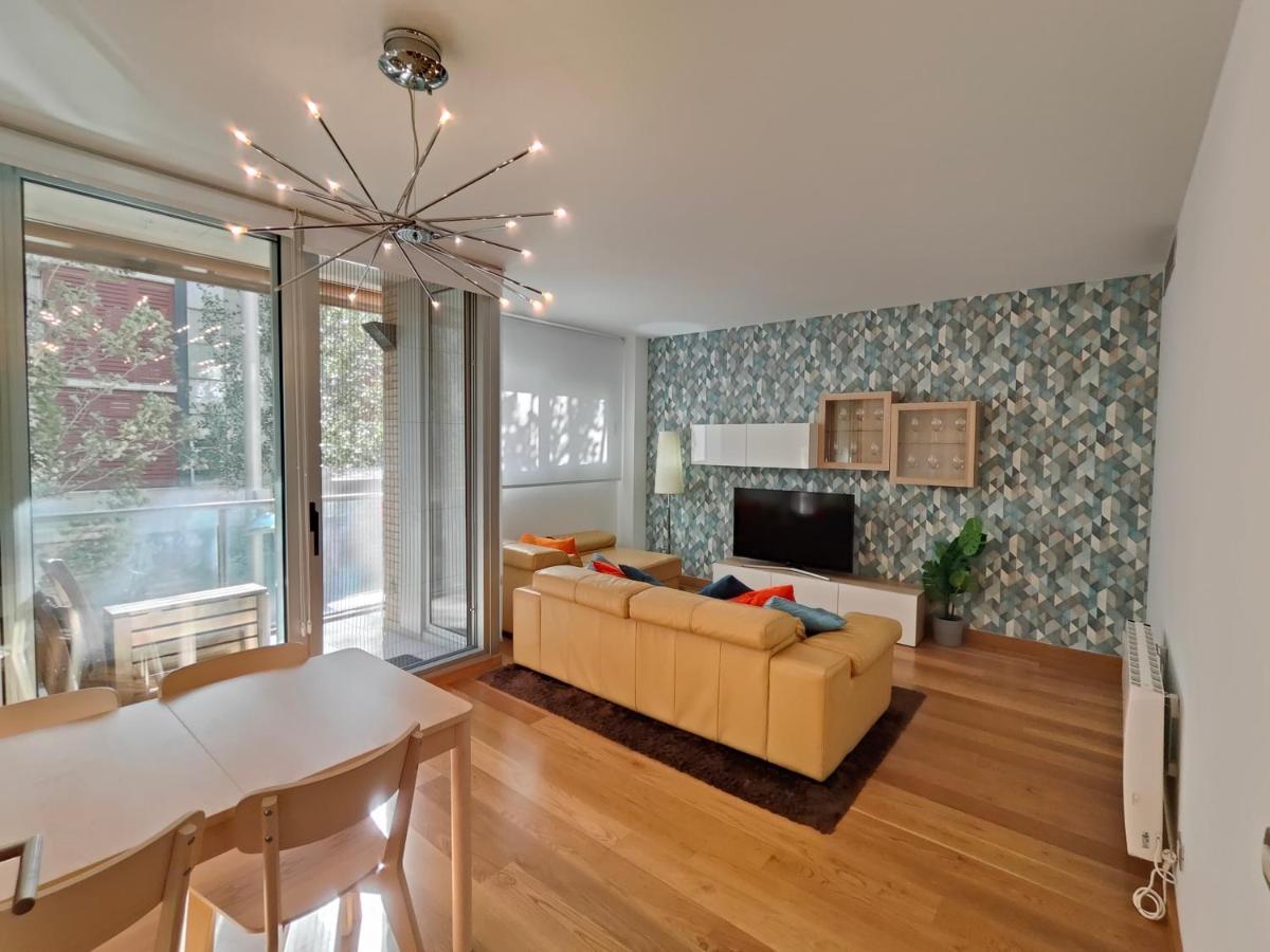 Family Apartment Forum 바르셀로나 외부 사진