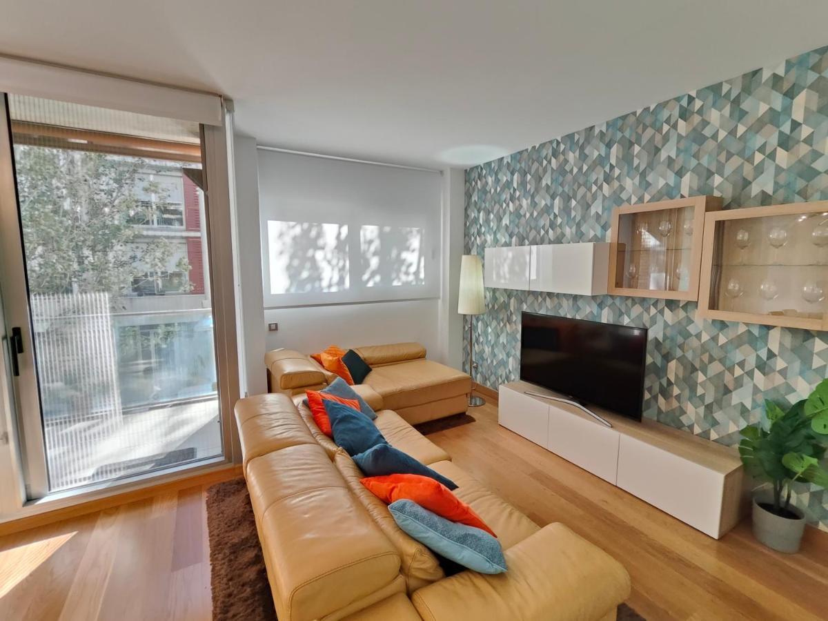 Family Apartment Forum 바르셀로나 외부 사진